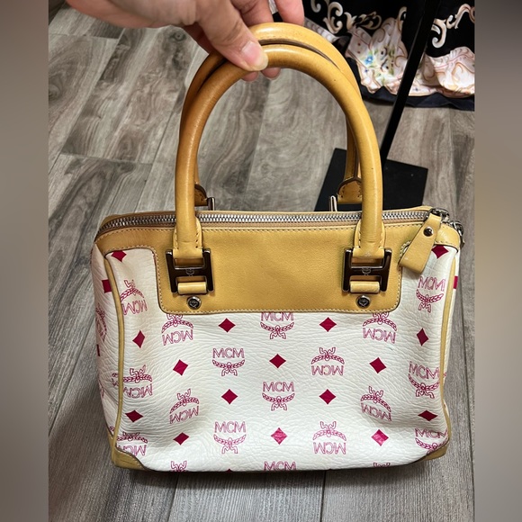 Authentic MCM Vachetta Tan White Monogram - Picture 6 of 10